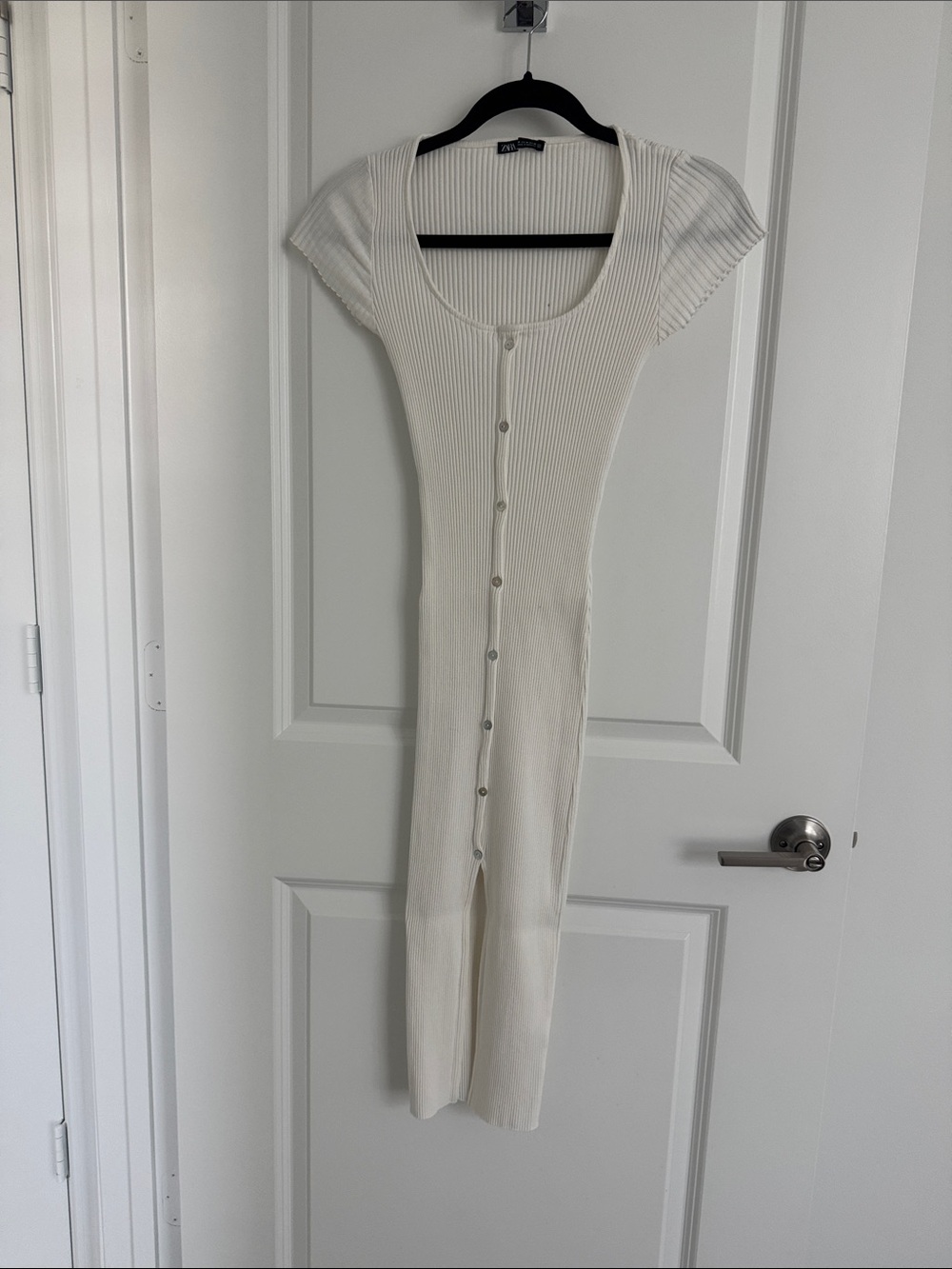 Zara Off-White Ribbed Button-Front Knit Dress